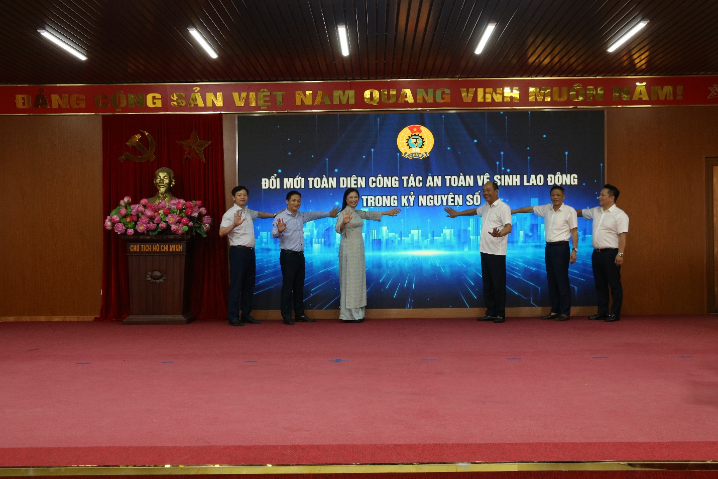 Định Công: Hành động an toàn, chăm lo người lao động- Ảnh 3.