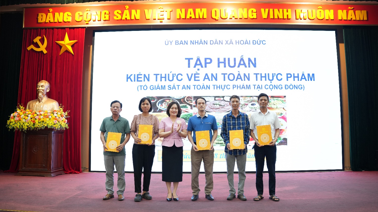 UBND xã Hoài Đức tổ chức tập huấn kiến thức ATTP cho các thành viên Tổ tự giám sát ATTP tại cộng đồng- Ảnh 5.