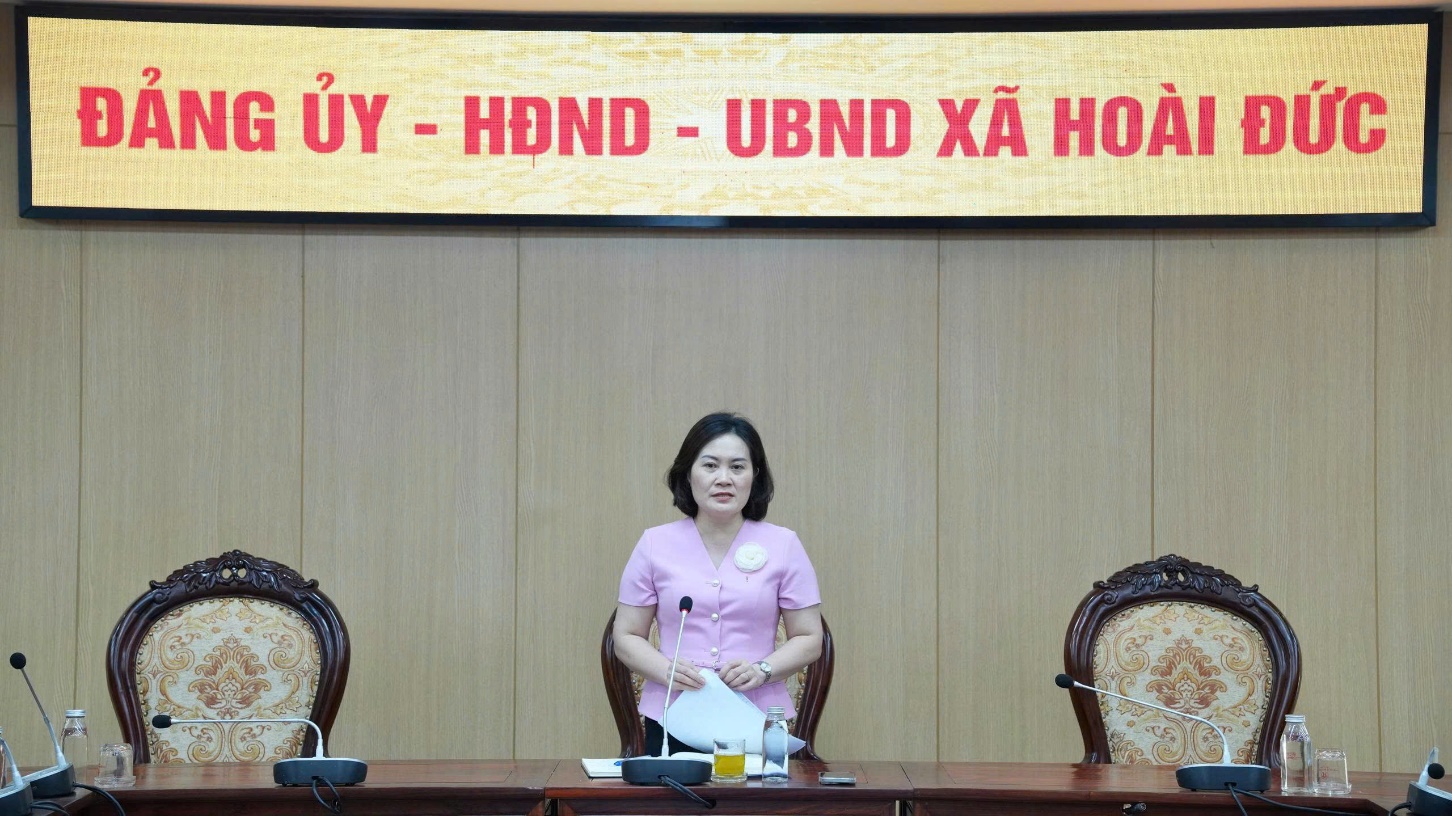 UBND xã tổ chức hội nghị xét duyệt hồ sơ đề nghị hưởng chế độ trợ cấp một lần theo Quyết định số 62/2011/QĐ-TTg- Ảnh 1.