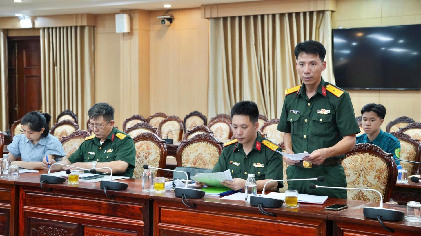 UBND xã tổ chức hội nghị xét duyệt hồ sơ đề nghị hưởng chế độ trợ cấp một lần theo Quyết định số 62/2011/QĐ-TTg- Ảnh 2.
