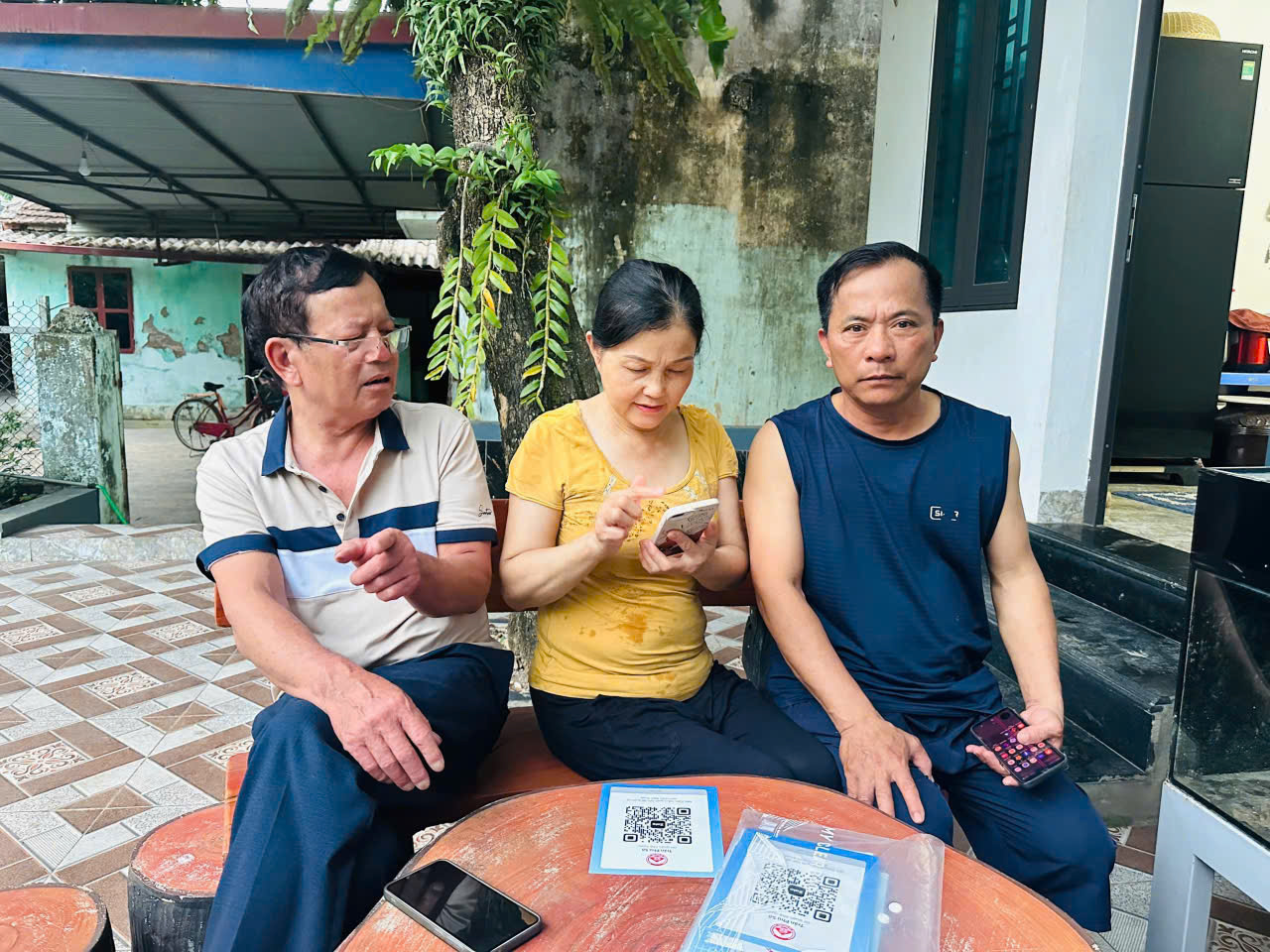 XÃ TRẦN PHÚ ĐẨY MẠNH CHUYỂN ĐỔI SỐ, HƯỚNG DẪN NGƯỜI DÂN CÀI ĐẶT ZALO OA VÀ MINI APP- Ảnh 4.