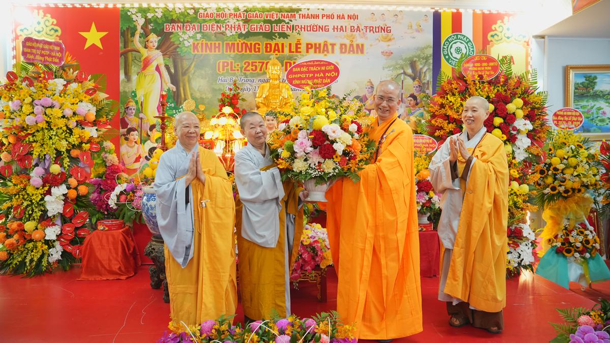 Phường Hai Bà Trưng: Đại lễ Phật đản PL.2570 của Ban đại diện Phật giáo liên phường Hai Bà Trưng thành tựu viên mãn- Ảnh 44.