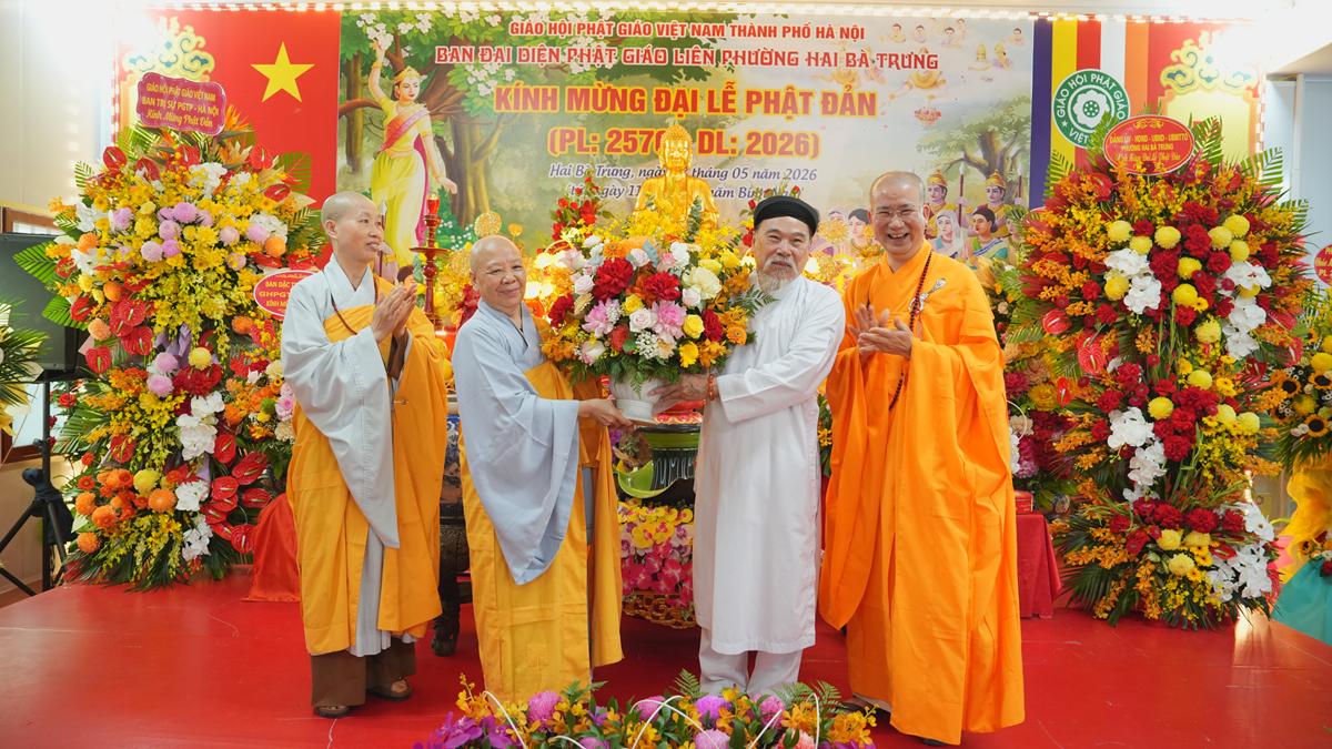 Phường Hai Bà Trưng: Đại lễ Phật đản PL.2570 của Ban đại diện Phật giáo liên phường Hai Bà Trưng thành tựu viên mãn- Ảnh 45.