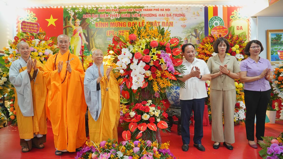 Phường Hai Bà Trưng: Đại lễ Phật đản PL.2570 của Ban đại diện Phật giáo liên phường Hai Bà Trưng thành tựu viên mãn- Ảnh 50.