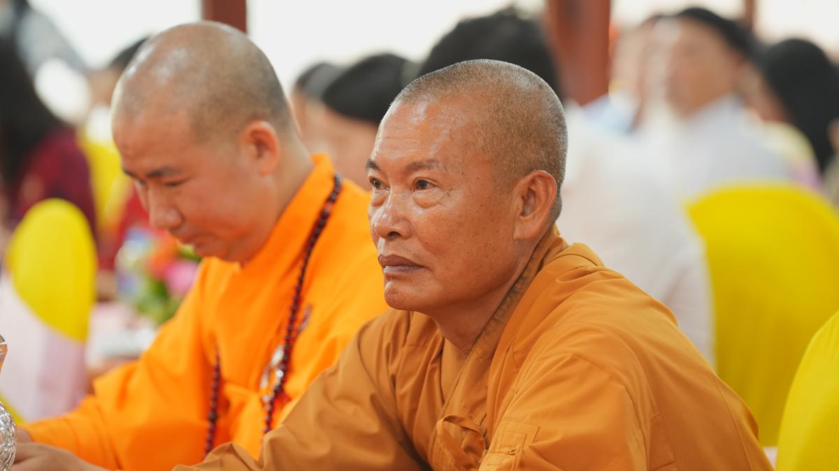 Phường Hai Bà Trưng: Đại lễ Phật đản PL.2570 của Ban đại diện Phật giáo liên phường Hai Bà Trưng thành tựu viên mãn- Ảnh 37.