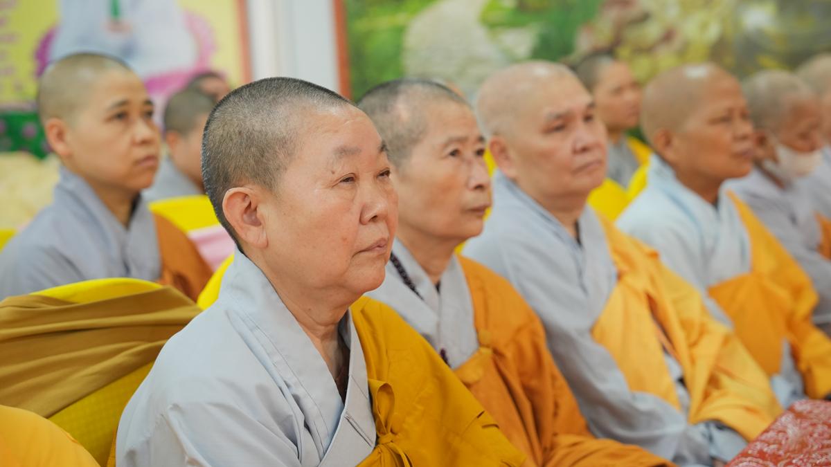 Phường Hai Bà Trưng: Đại lễ Phật đản PL.2570 của Ban đại diện Phật giáo liên phường Hai Bà Trưng thành tựu viên mãn- Ảnh 41.
