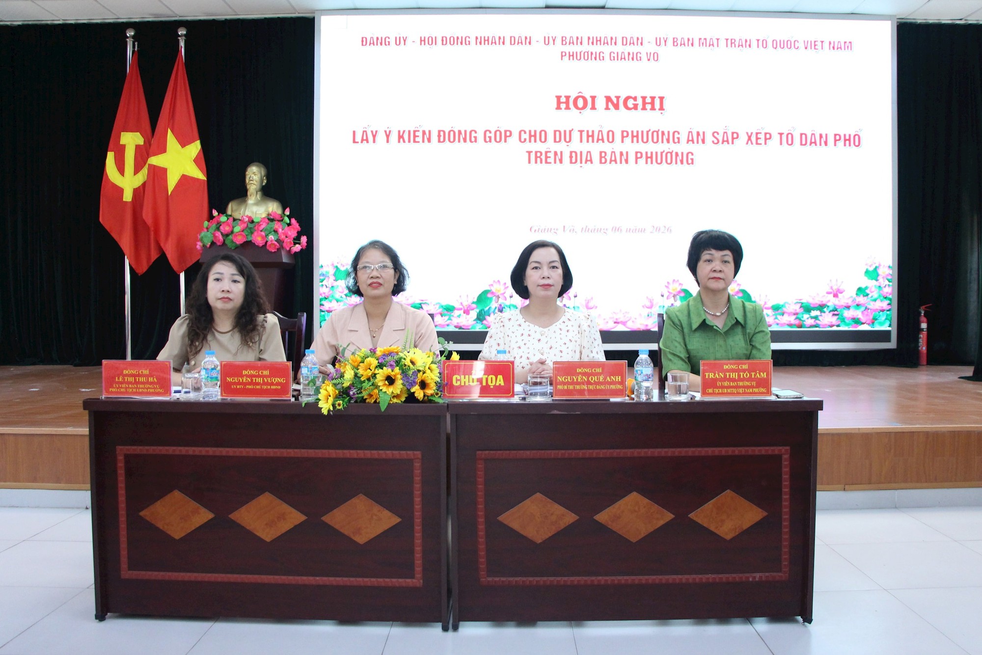 Phường Giảng Võ gắn quy hoạch cải tạo chung cư cũ với sắp xếp tổ dân phố- Ảnh 1.