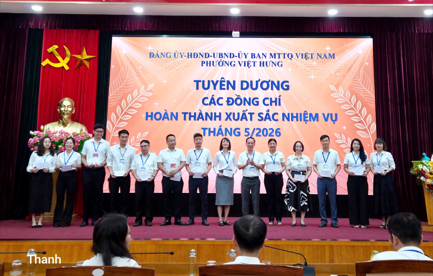 Lễ Chào cờ tháng 6 năm 2026 tại Cơ quan phường Việt Hưng- Ảnh 8.