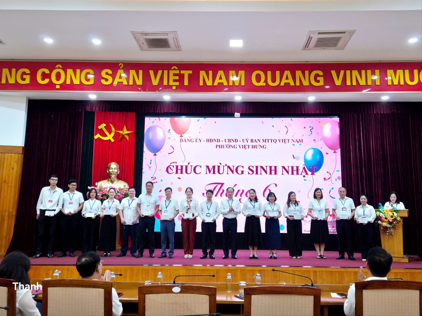 Lễ Chào cờ tháng 6 năm 2026 tại Cơ quan phường Việt Hưng- Ảnh 9.