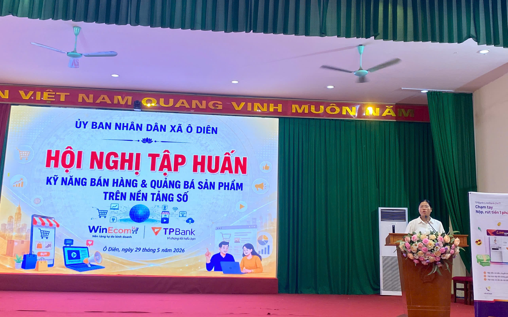 Xã Ô Diên tập huấn kỹ năng bán hàng và quảng bá sản phẩm trên nền tảng số cho các hộ kinh doanh