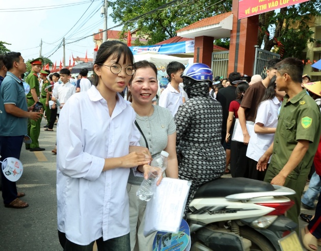 Kỳ thi tuyển sinh vào lớp 10 THPT năm học 2026, 2027 trên địa bàn xã Xuân Mai khép lại an toàn và nhân văn- Ảnh 5.