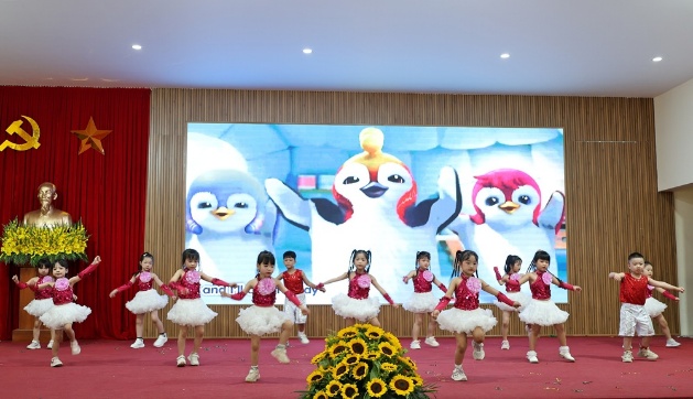 Để trẻ em có thêm những khoảng trời tuổi thơ- Ảnh 2.