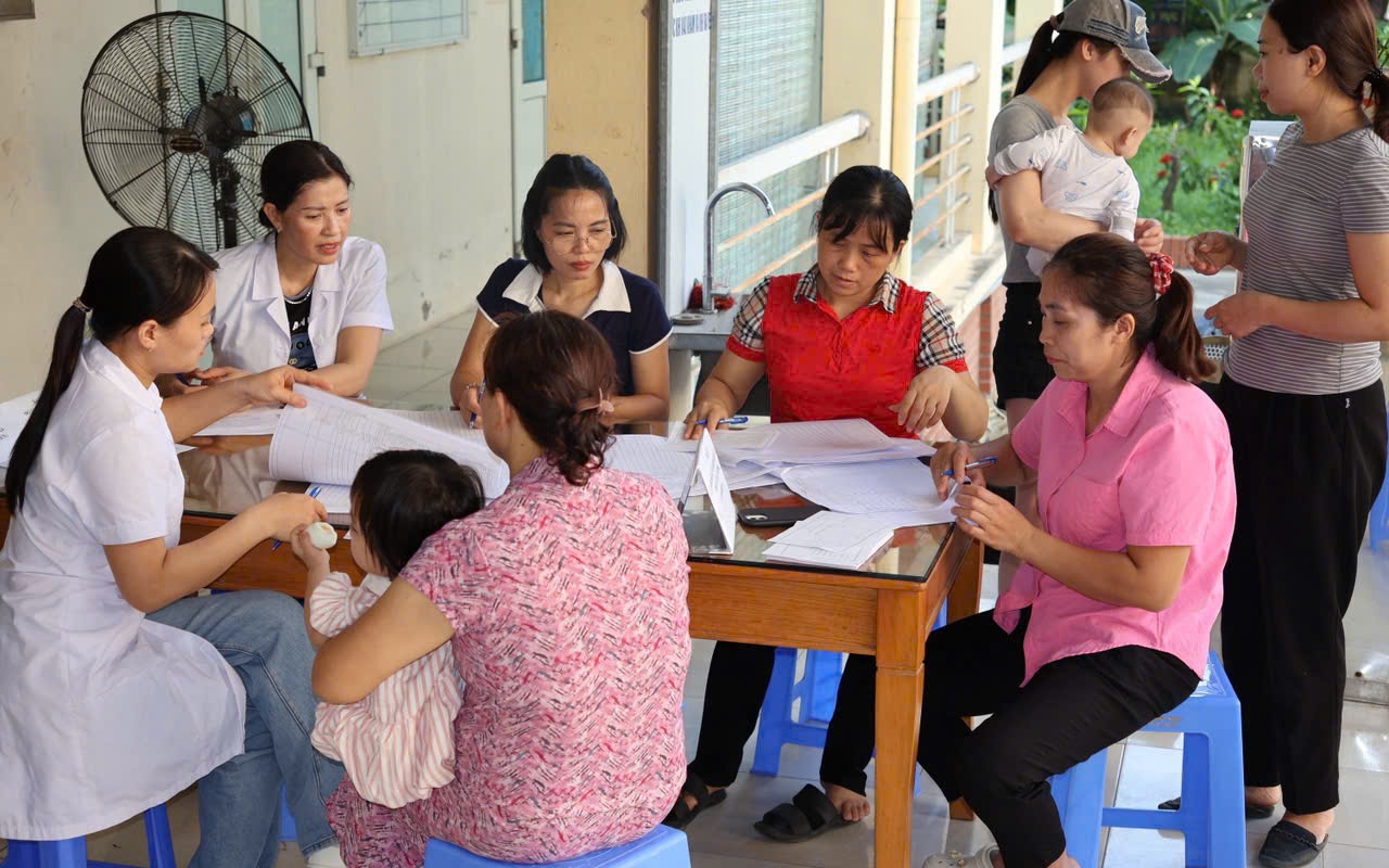 DÂN HOÀ TRIỂN KHAI NGÀY VI CHẤT DINH DƯỠNG VÀ CHIẾN DỊCH BỔ SUNG VITAMIN A ĐỢT 1 NĂM 2026 