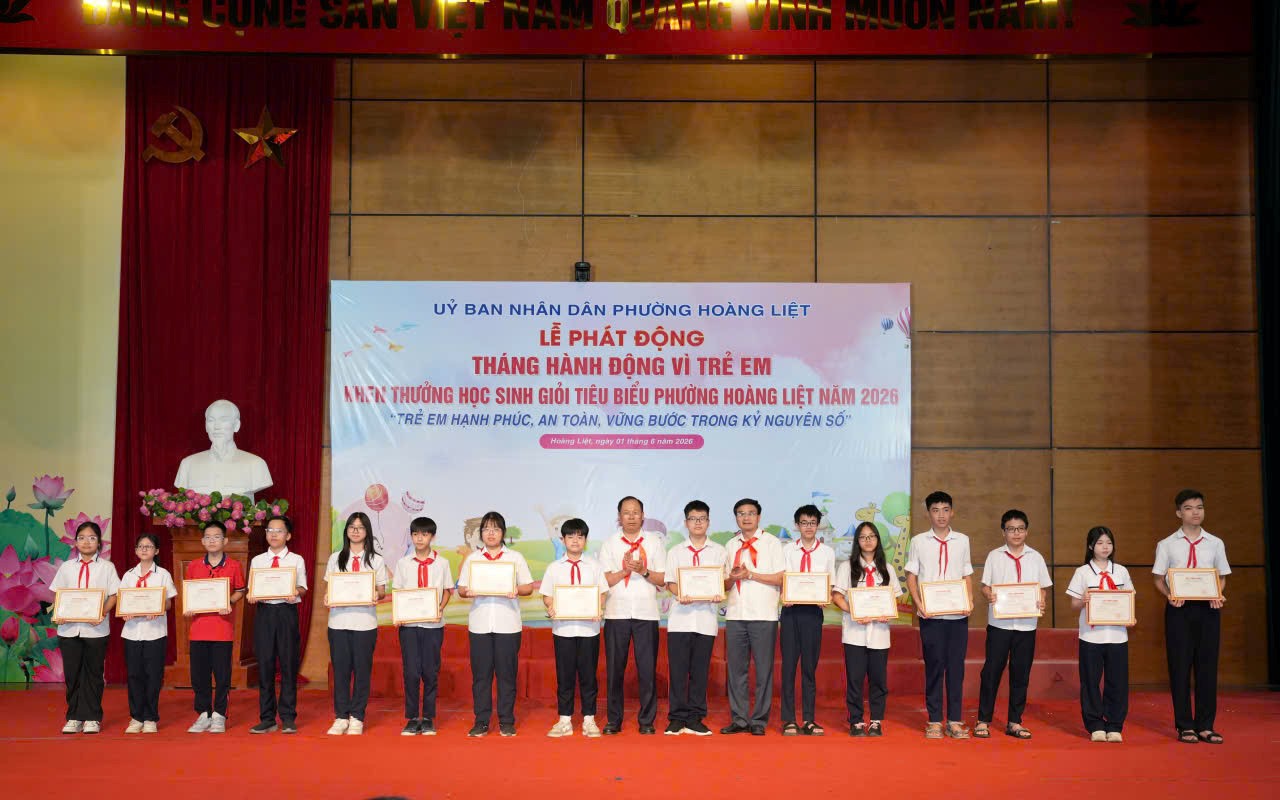 Phường Hoàng Liệt tổ chức Lễ phát động Tháng hành động vì trẻ em; khen thưởng học sinh giỏi tiêu biểu phường Hoàng Liệt năm 2026