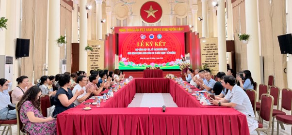 Trạm Y tế phường Thanh Xuân được Bệnh viện Đa khoa Đống Đa hỗ trợ toàn diện về chuyên môn theo chỉ đạo của Sở Y tế Hà Nội                   
- Ảnh 1.