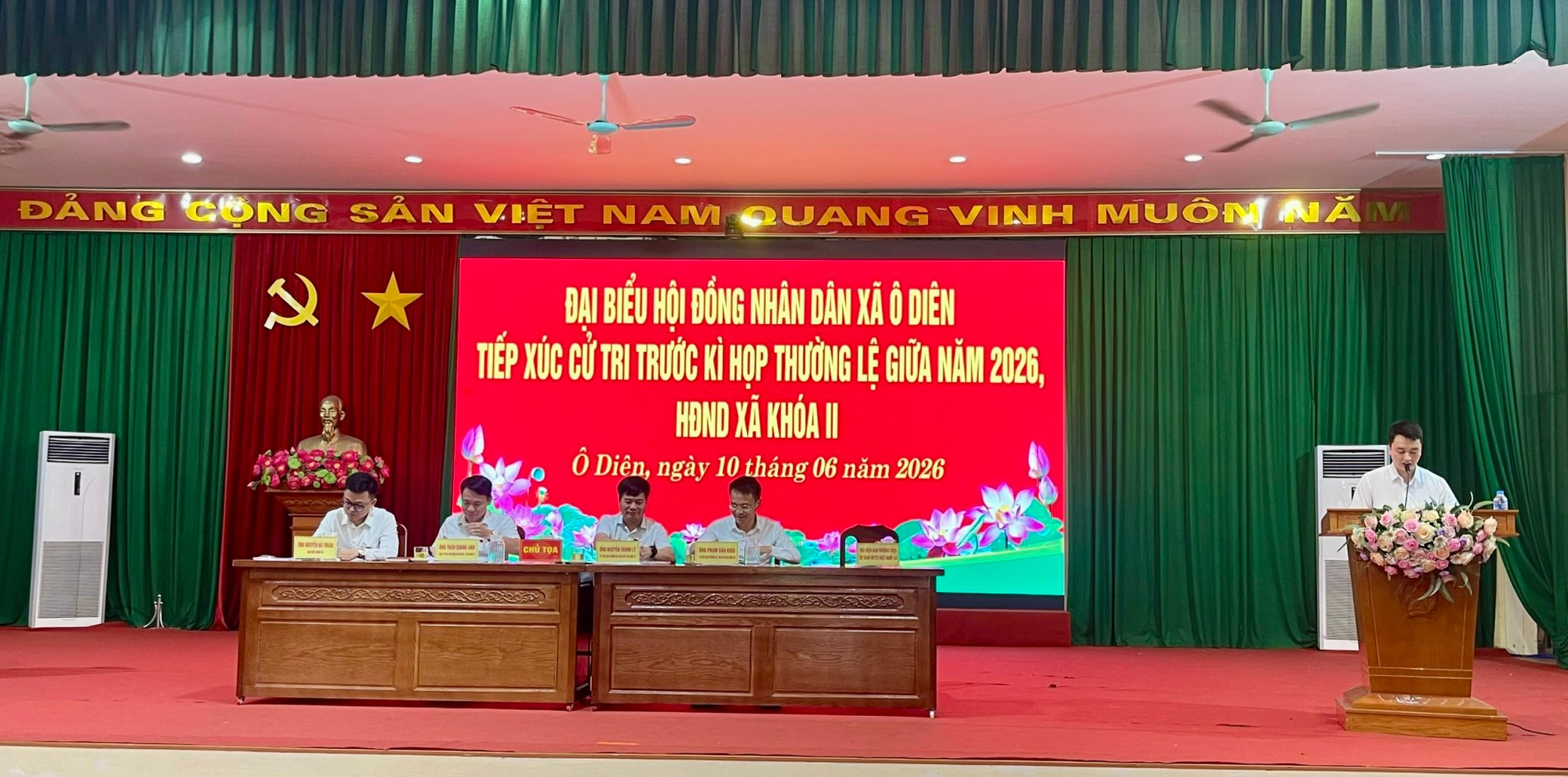 Đại biểu HĐND tổ 6 tiếp xúc cử tri trước kỳ họp tại khu vực Tân Hội xã Ô Diên- Ảnh 1.