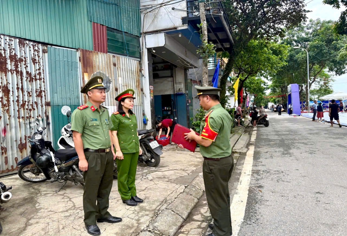 Công an phường Yên Sở bảo vệ tuyệt đối an toàn lễ khởi công dự án đầu tư xây dựng nhà ở xã hội cho lực lượng vũ trang Công an nhân dân- Ảnh 3.