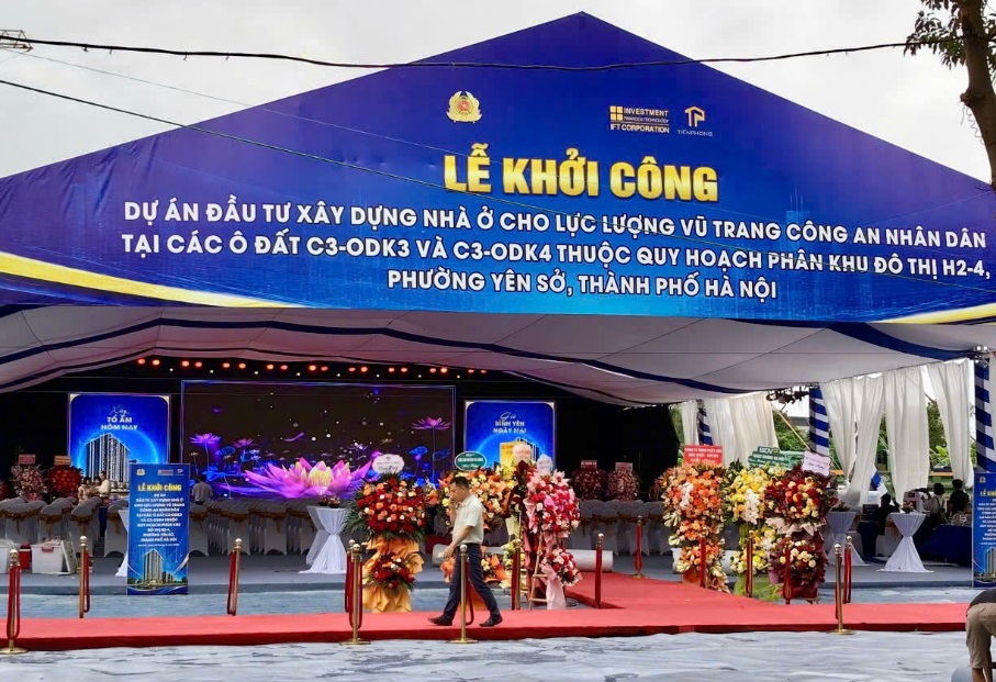Công an phường Yên Sở bảo vệ tuyệt đối an toàn lễ khởi công dự án đầu tư xây dựng nhà ở xã hội cho lực lượng vũ trang Công an nhân dân- Ảnh 4.