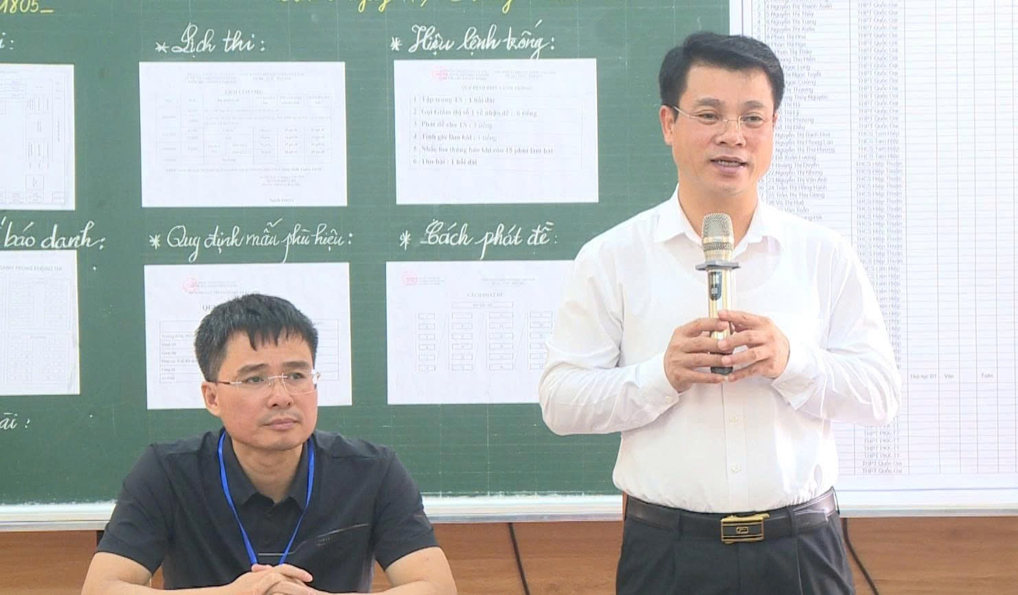 Hát Môn: Lãnh đạo xã thăm, động viên các Hội đồng thi tốt nghiệp THPT năm 2026- Ảnh 4.