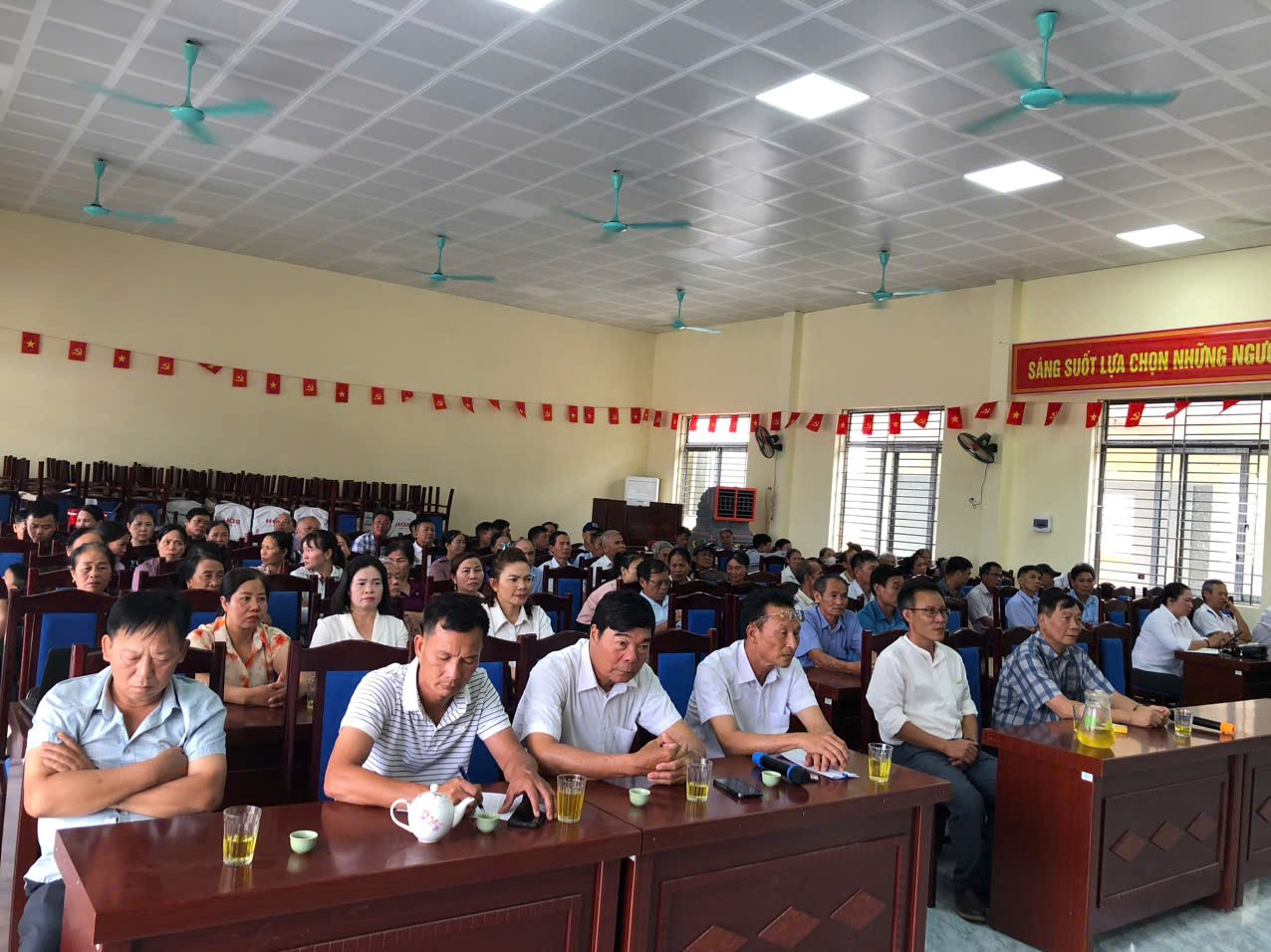 Đại biểu HĐND xã Hồng Sơn (tổ đại biểu số 03) tiếp xúc cử tri trước Kỳ họp thứ hai HĐND xã Hồng Sơn khóa XXI, nhiệm kỳ 2026-2031- Ảnh 3.