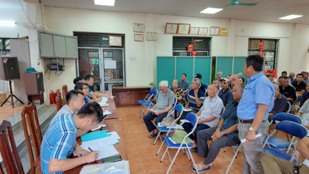 Hội nghị họp dân để thực hiện Dự án Bồi thường, hỗ trợ, tái định cư và giải phóng mặt bằng tạo quỹ đất đấu giá quyền sử dụng đất trên địa bàn xã Dương Hòa - khu giáp trung tâm thể thao Minh Khai- Ảnh 3.