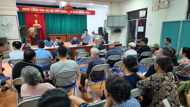 Hội nghị họp dân để thực hiện Dự án Bồi thường, hỗ trợ, tái định cư và giải phóng mặt bằng tạo quỹ đất đấu giá quyền sử dụng đất trên địa bàn xã Dương Hòa - khu giáp trung tâm thể thao Minh Khai- Ảnh 5.