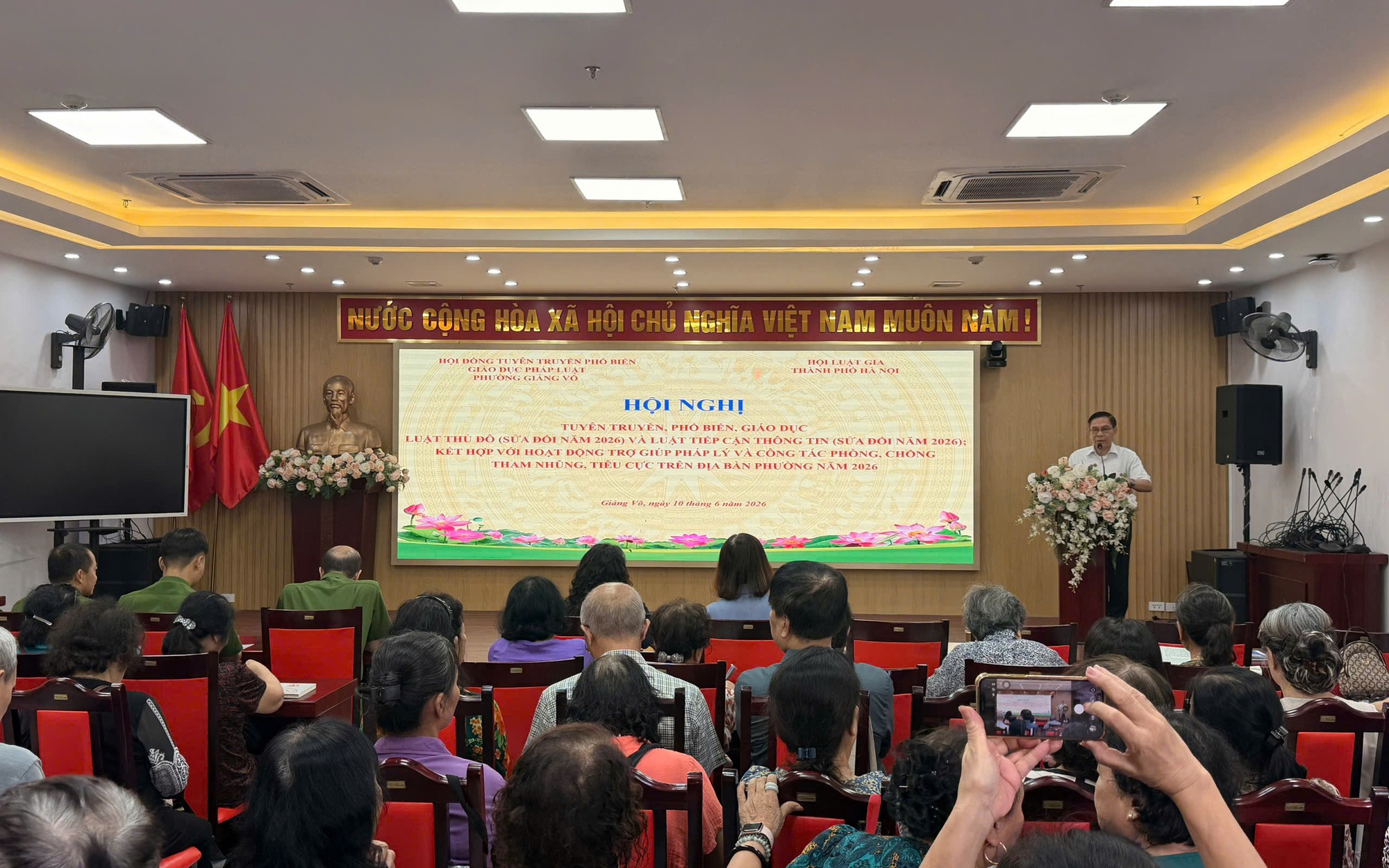 UBND PHƯỜNG GIẢNG VÕ TỔ CHỨC HỘI NGHỊ TUYÊN TRUYỀN, PHỔ BIẾN LUẬT THỦ ĐÔ VÀ CÁC CHUYÊN ĐỀ PHÁP LUẬT TRỌNG TÂM NĂM 2026