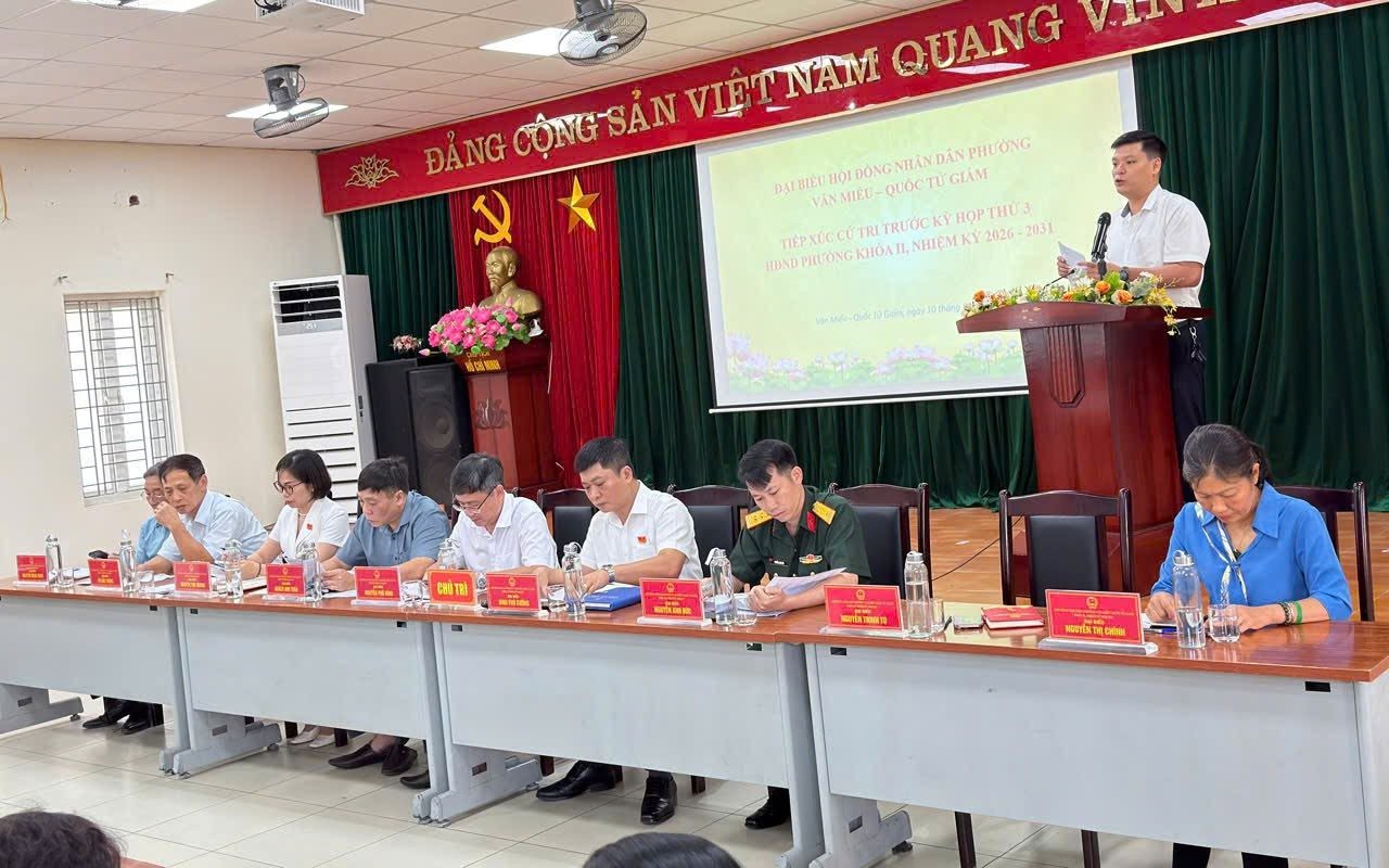 ĐƠN VỊ BẦU CỬ SỐ 3, 4 PHƯỜNG VĂN MIẾU - QUỐC TỬ GIÁM TỔ CHỨC HỘI NGHỊ TIẾP XÚC CỬ TRI TRƯỚC KỲ HỌP THỨ 3 HĐND PHƯỜNG KHÓA II, NHIỆM KỲ 2026 - 2031