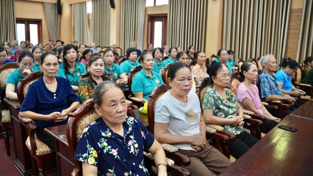Hội Nông dân xã Hoài Đức tổ chức Hội nghị tuyên truyền tập trung tích tụ ruộng đất nông nghiệp để tổ chức sản xuất năm 2026.- Ảnh 6.
