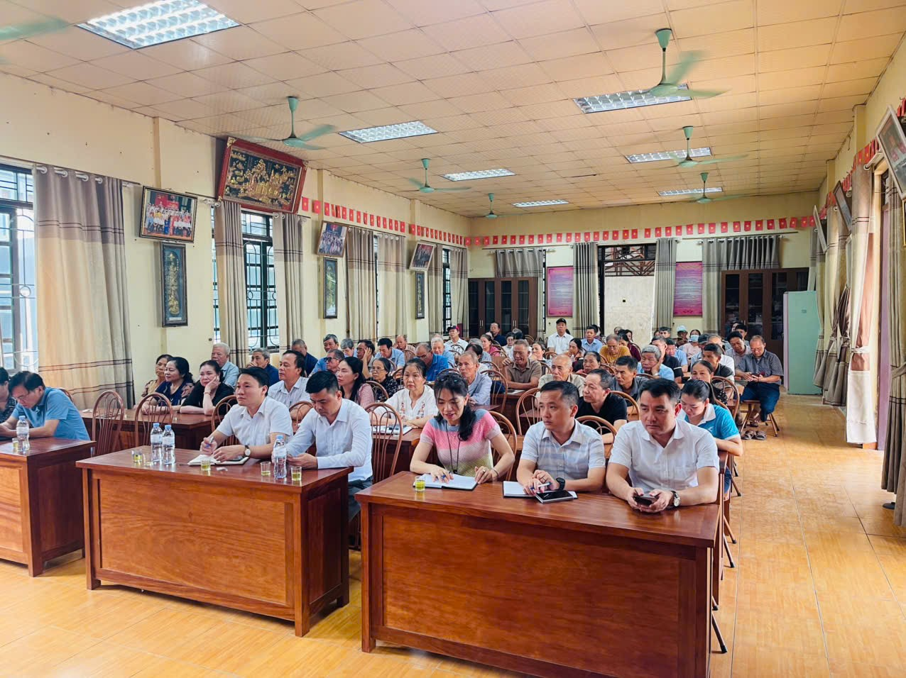 Tổ đại biểu số 7 HĐND xã Ô Diên tiếp xúc cử tri khu vựcTân Lập trước kỳ họp thường lệ giữa năm 2026- Ảnh 7.
