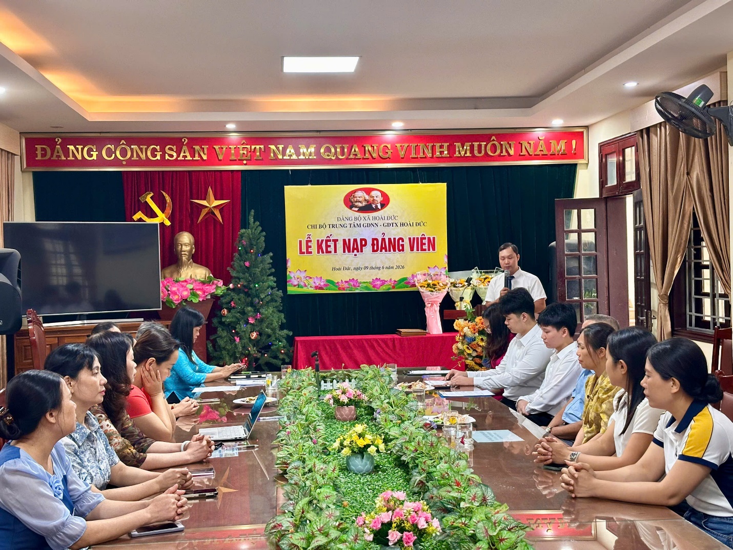 D:\kho\truyền thanh huyện\2026\2026.6\1\z7918167979165_7614dc315aa0ee2bae1e65ca813623bd.jpg