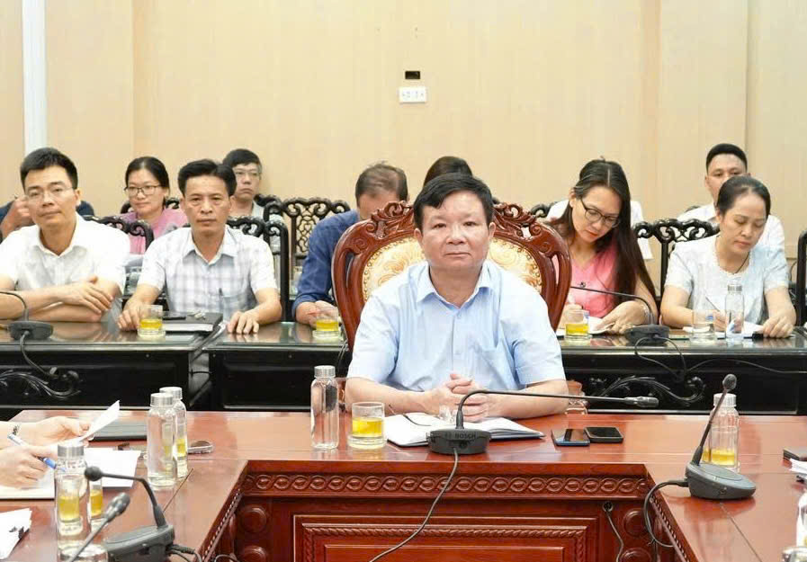 Ban Thường vụ Đảng ủy xã tổ chức tiếp sóng Hội nghị sơ kết 01 năm vận hành chính quyền địa phương 02 cấp trên địa bàn Thành phố từ điểm cầu của Thành ủy- Ảnh 1.