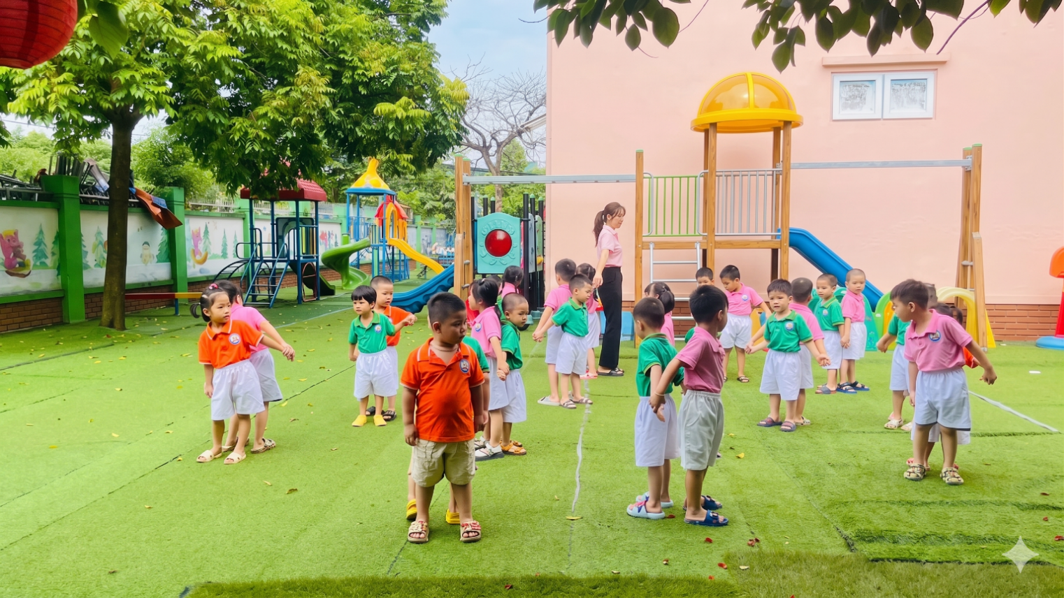 Trường Mầm non A Tứ Hiệp tổ chức các hoạt động hè bổ ích, an toàn cho trẻ- Ảnh 5.