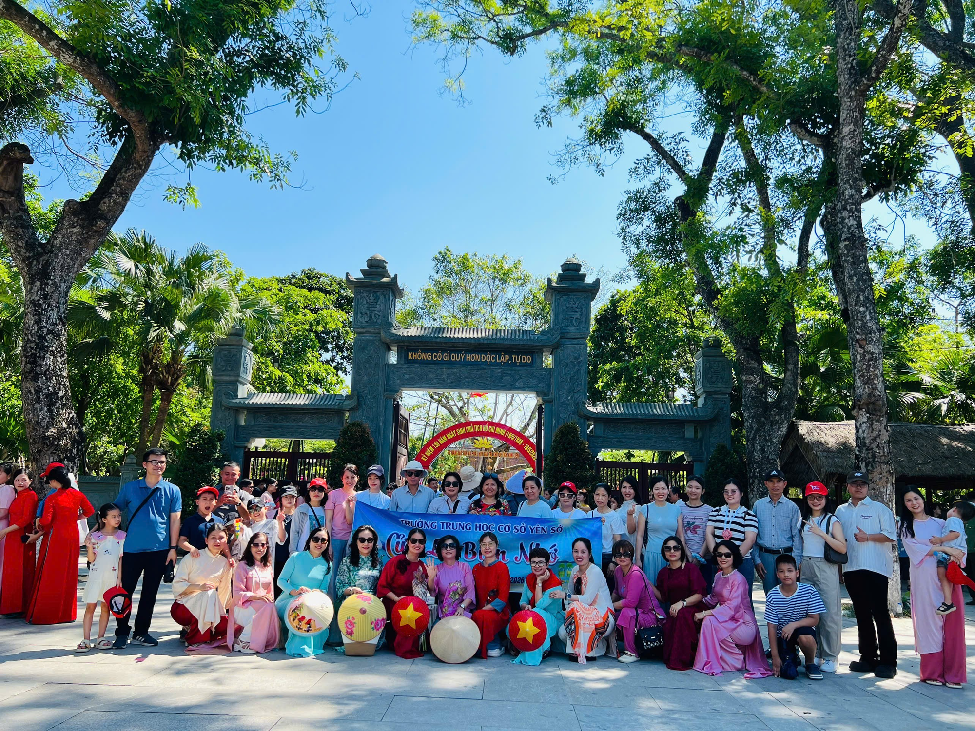 TRƯỜNG THCS YÊN SỞ TỔ CHỨC HÀNH TRÌNH VỀ NGUỒN THĂM QUÊ BÁC NHÂN KỶ NIỆM 115 NĂM NGÀY BÁC HỒ RA ĐI TÌM ĐƯỜNG CỨU NƯỚC (05/6/1911 - 05/6/2026)- Ảnh 2.