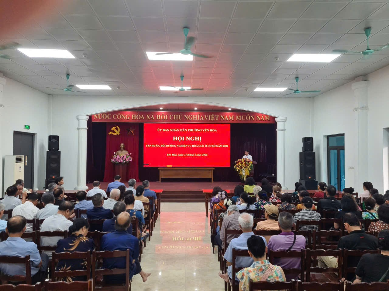 Phường Yên Hòa tổ chức Hội nghị tập huấn, bồi dưỡng nghiệp vụ hòa giải ở cơ sở năm 2026- Ảnh 1. Phường Yên Hòa tổ chức Hội nghị tập huấn, bồi dưỡng nghiệp vụ hòa giải ở cơ sở năm 2026- Ảnh 1.