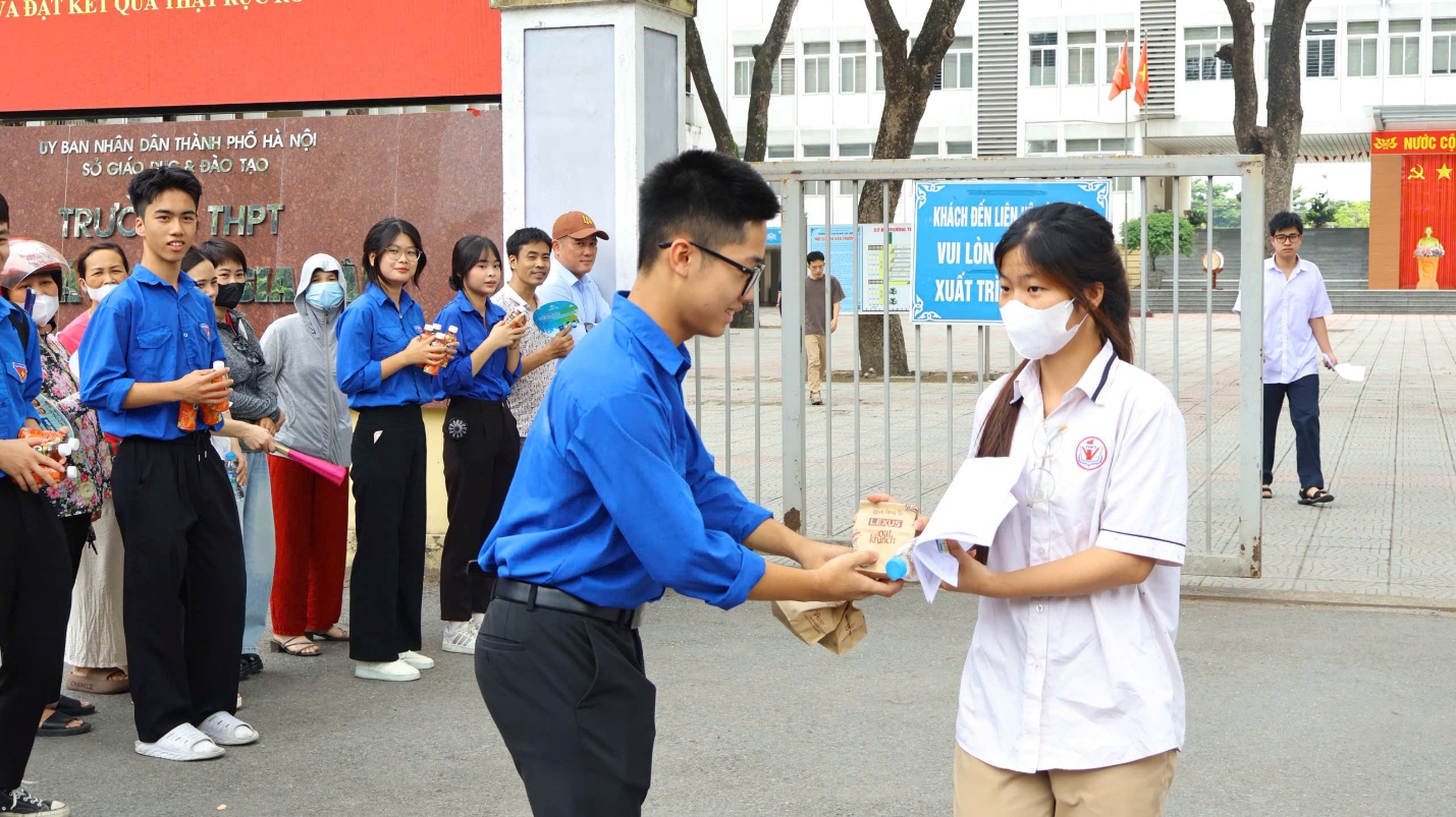 Tuổi trẻ xã Gia Lâm đồng hành tiếp sức thí sinh trong Kỳ thi tốt nghiệp THPT năm 2026- Ảnh 1.