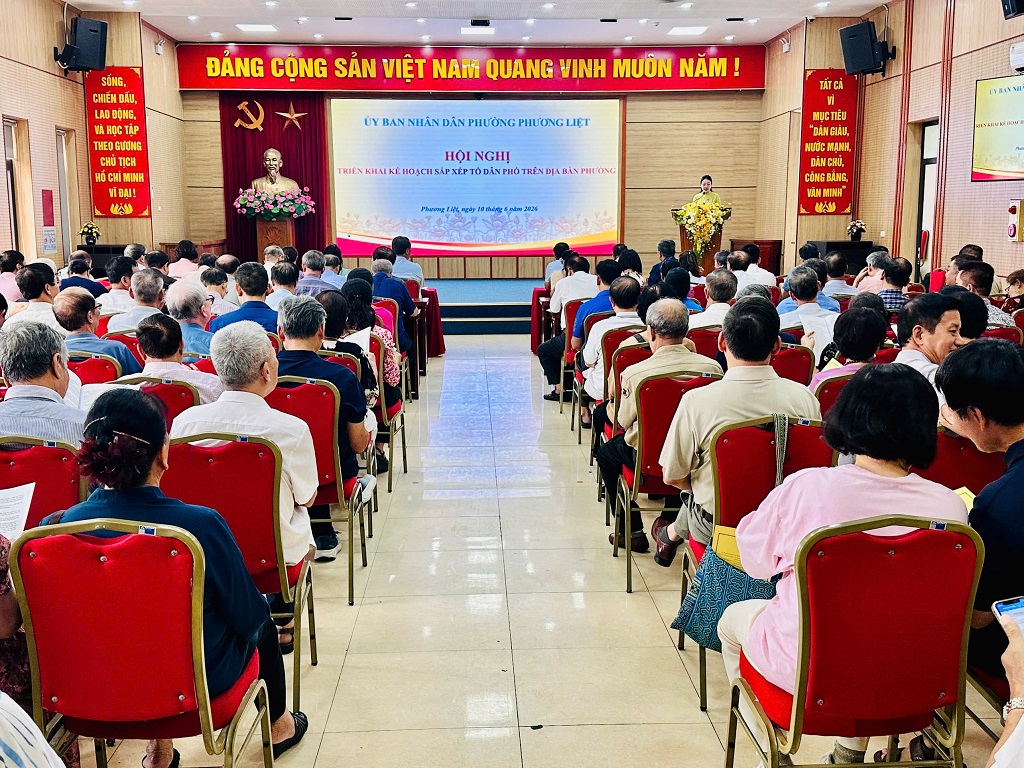 PHƯỜNG PHƯƠNG LIỆT: TỔ CHỨC HỘI NGHỊ TRIỂN KHAI PHƯƠNG ÁN SẮP XẾP TỔ DÂN PHỐ TRÊN ĐỊA BÀN- Ảnh 12.