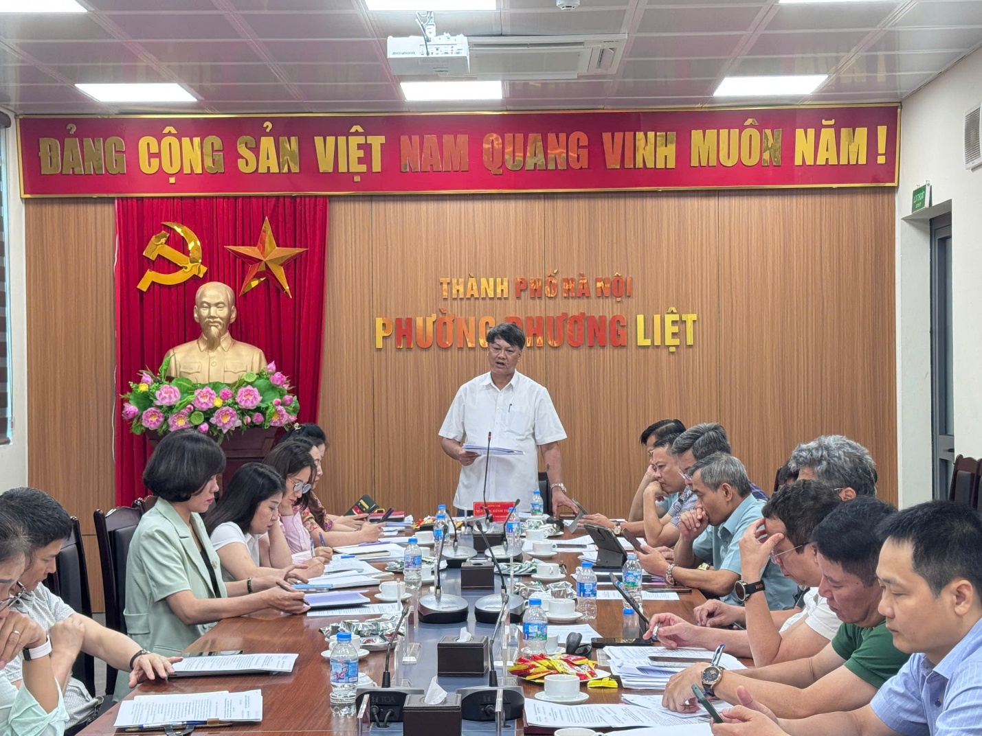 Ban Chấp hành Đảng bộ phường Phương Liệt tổ chức Hội nghị lần thứ Tư- Ảnh 1.