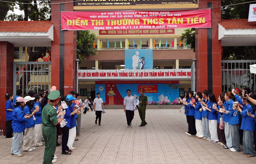 Phản ánh ngày thi tốt nghiệp THPT năm 2026 trên địa bàn xã Xuân Mai- Ảnh 4.