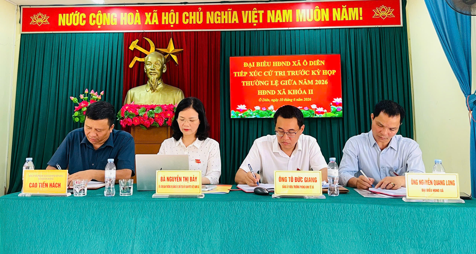 Tổ Đại biểu HĐND số 3 khu vực Liên Hồng tiếp xúc cử tritrước kỳ họp thường lệ giữa năm 2026- Ảnh 2.
