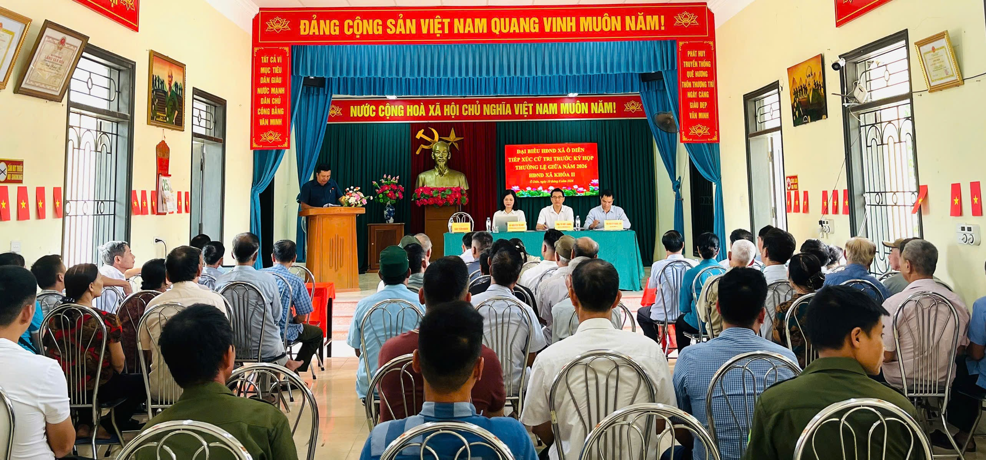 Tổ Đại biểu HĐND số 3 khu vực Liên Hồng tiếp xúc cử tritrước kỳ họp thường lệ giữa năm 2026- Ảnh 3.