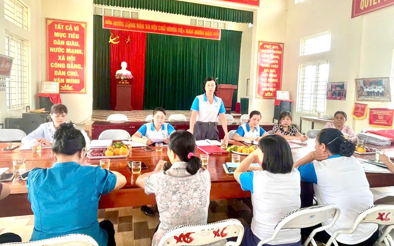 HỘI LHPN XÃ PHÚC SƠN TIẾP TỤC KIỂM TRA VIỆC THỰC HIỆN ĐIỀU LỆ HỘI VÀ HOẠT ĐỘNG VỐN VAY NHCSXH NĂM 2026