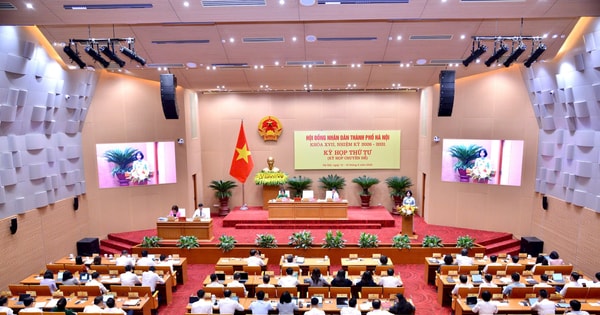 Khai mạc kỳ họp thứ tư HĐND thành phố Hà Nội: Tiếp tục triển khai các nội dung thi hành Luật Thủ đô năm 2026