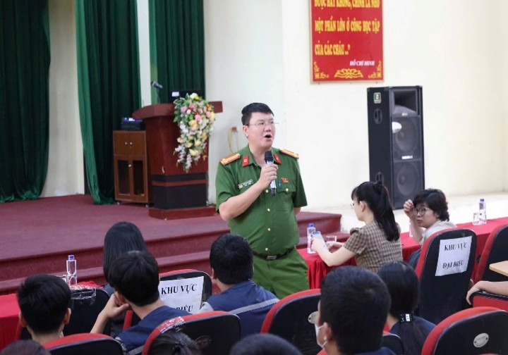 TUYÊN TRUYỀN PHỔ BIẾN, GIÁO DỤC PHÁP LUẬT PHÒNG CHỐNG MA TÚY VÀ TỆ NẠN XÃ HỘI- Ảnh 3.