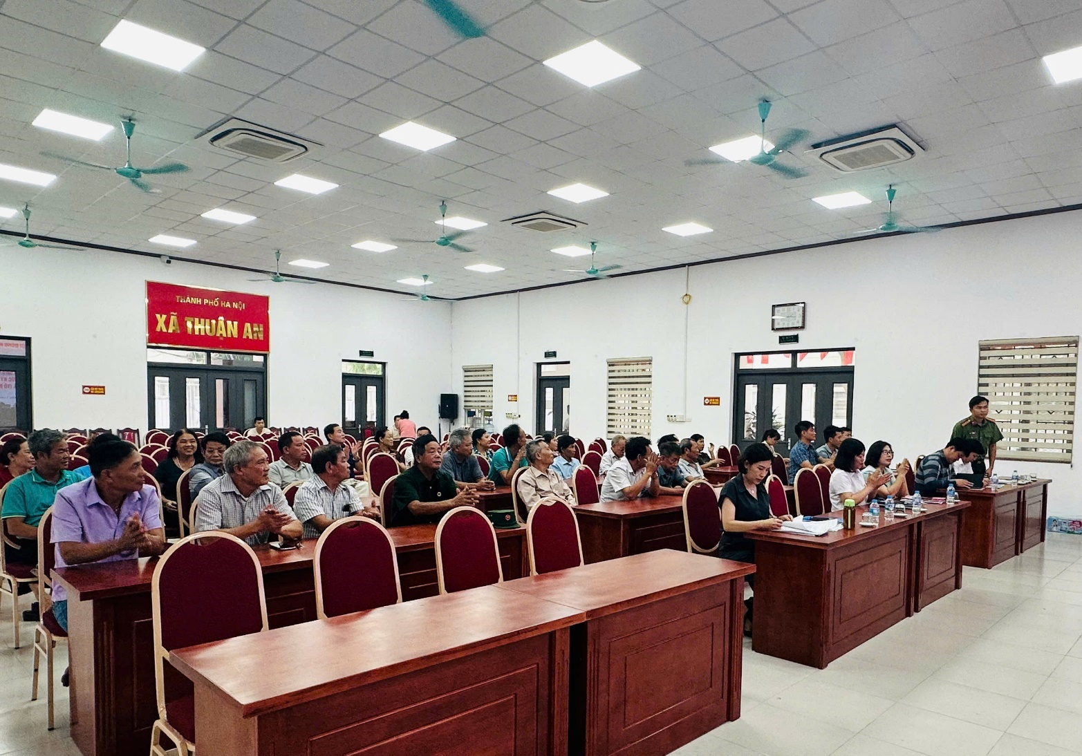 5/8 Tổ đại biểu HĐND xã Thuận An tiếp xúc cử tri trước kỳ họp thứ 2- Ảnh 12.