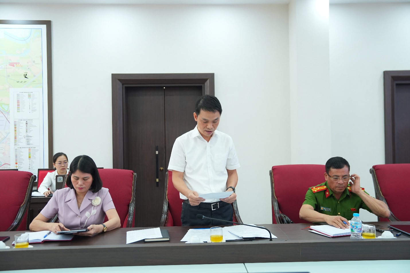 Thường trực Hội đồng nhân dân xã Gia Lâm tổ chức phiên họp thường kỳ lần thứ tư- Ảnh 2.
