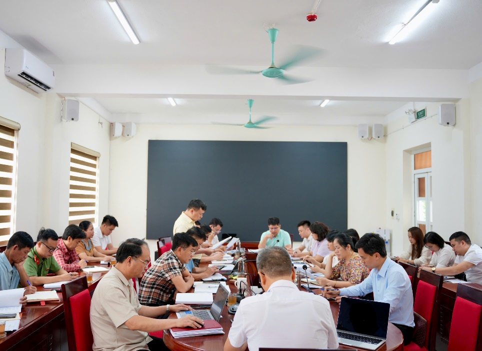 XÃ KIM ANH TỔ CHỨC HỘI NGHỊ GIAO BAN BAN CHỈ ĐẠO THỰC HIỆN NGHỊ QUYẾT SỐ 57-NQ/TW- Ảnh 1.