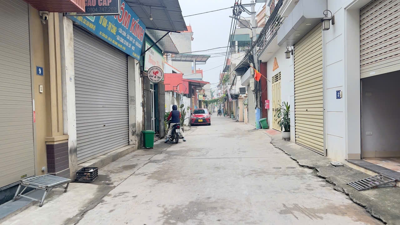 Bán đất Lưu Xá, Đức Giang, Hoài Đức, Hà Nội, 60m2, khu vực đông dân, sầm