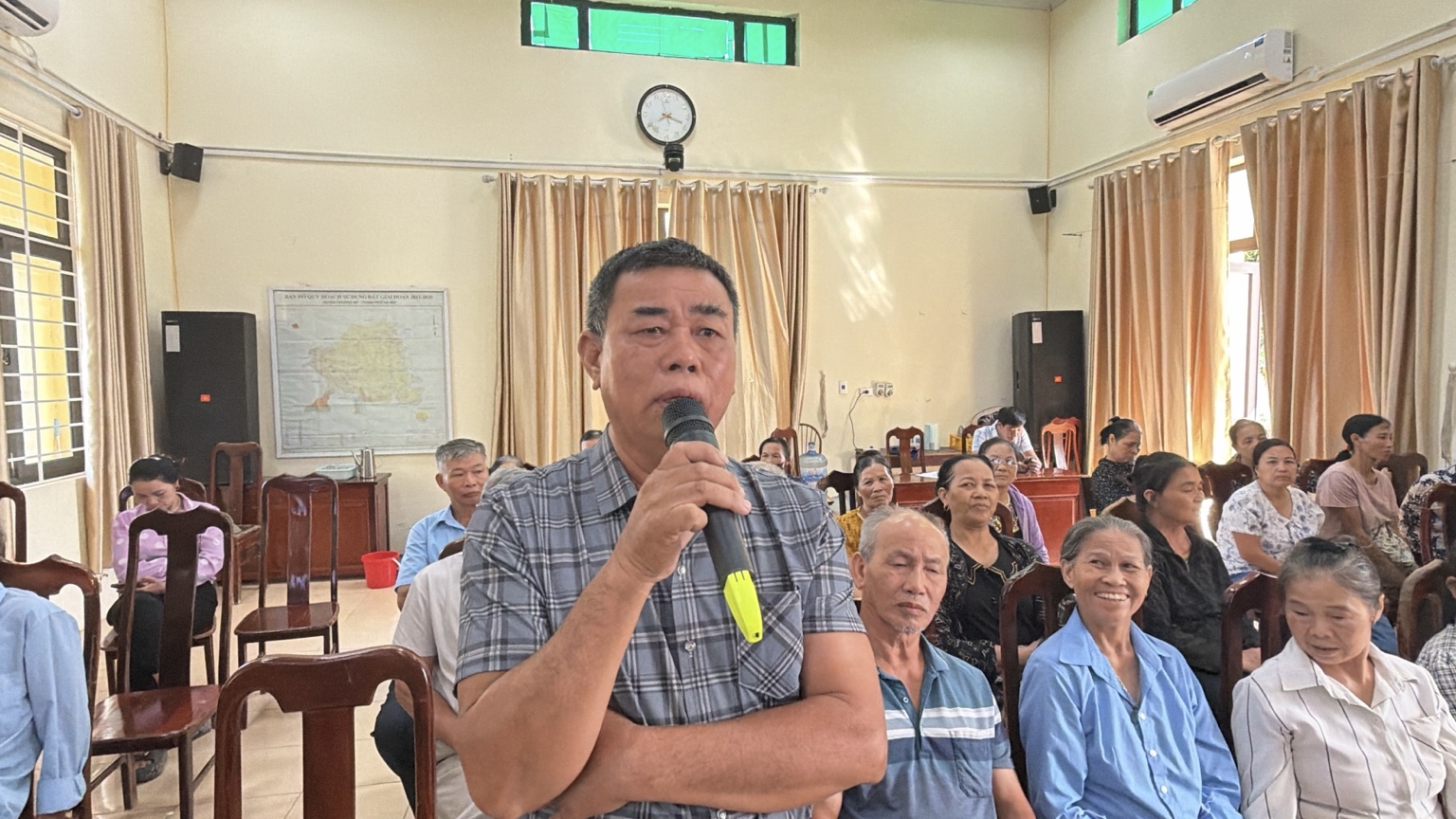 CỬ TRI THÔN KHÔN DUY KIẾN NGHỊ NHIỀU NỘI DUNG LIÊN QUAN ĐẾN DÂN SINH VÀ PHÁT TRIỂN SẢN XUẤT- Ảnh 3.