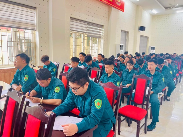Hoài Đức tham gia huấn luyện dân quân tự vệ năm thứ nhất PTKV2-Phúc Thọ- Ảnh 3.